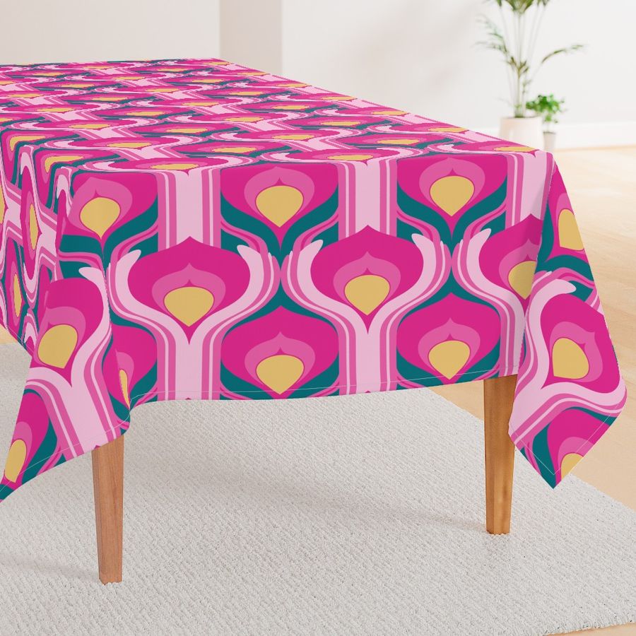 HOME_GOOD_RECTANGULAR_TABLE_CLOTH