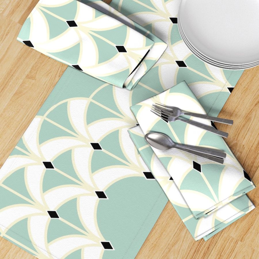 HOME_GOOD_TABLE_RUNNER