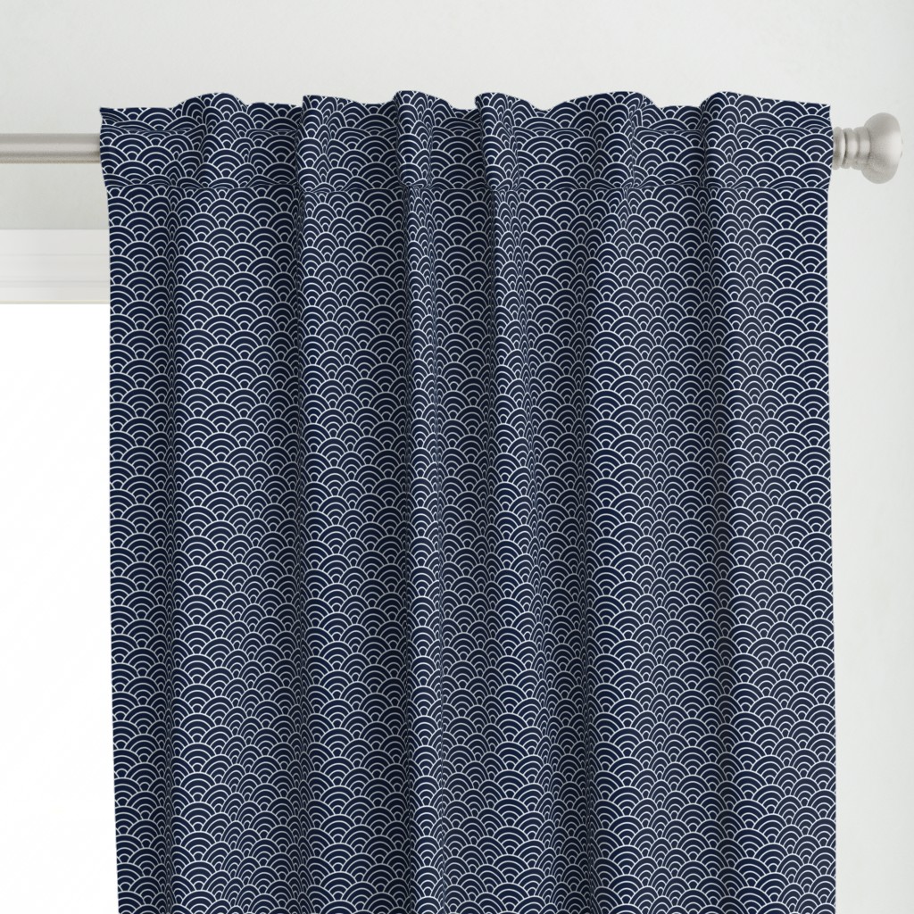 Japanese-Style Ripple - White on Navy