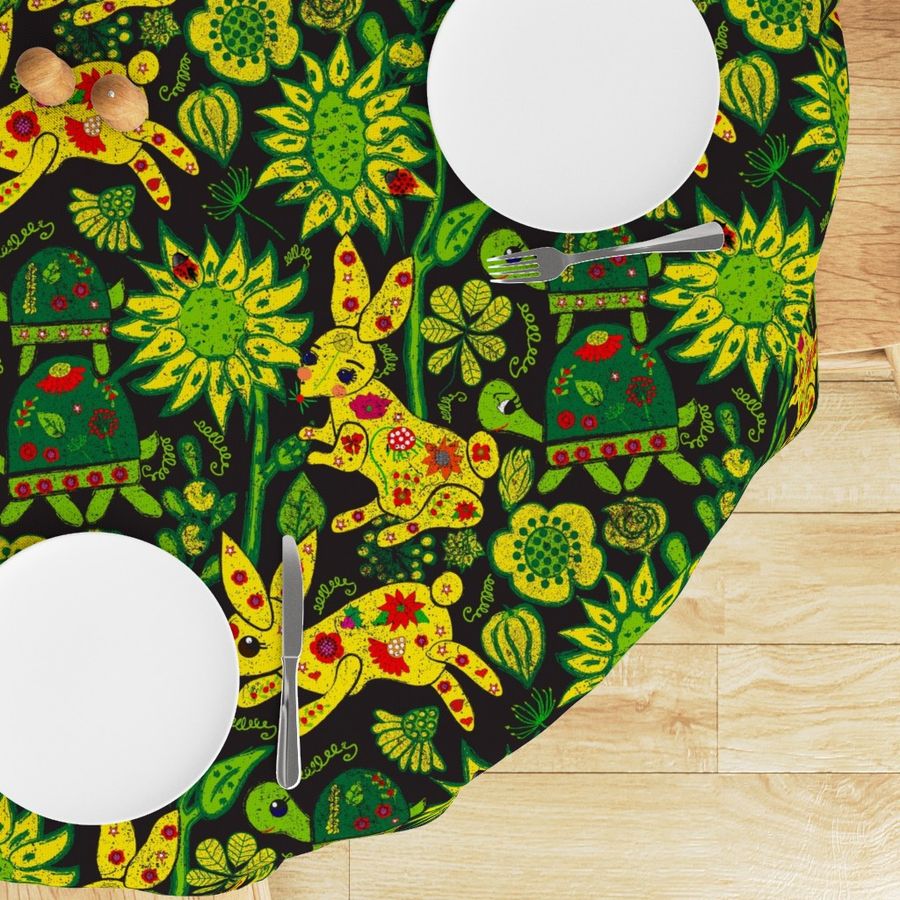 HOME_GOOD_ROUND_TABLE_CLOTH