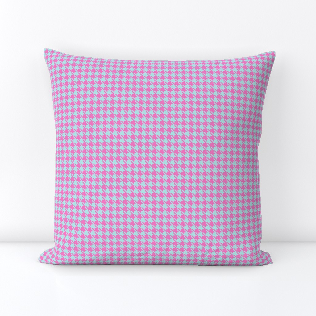 Small Pink & Aqua Houndstooth 