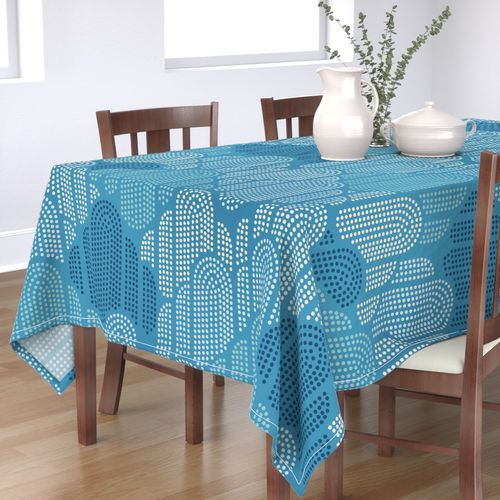 HOME_GOOD_RECTANGULAR_TABLE_CLOTH