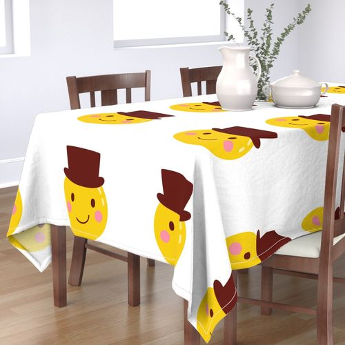 HOME_GOOD_RECTANGULAR_TABLE_CLOTH