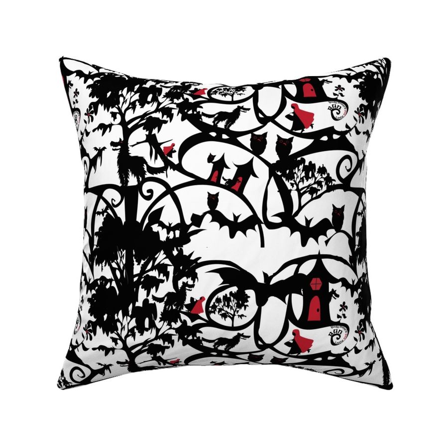 HOME_GOOD_SQUARE_THROW_PILLOW