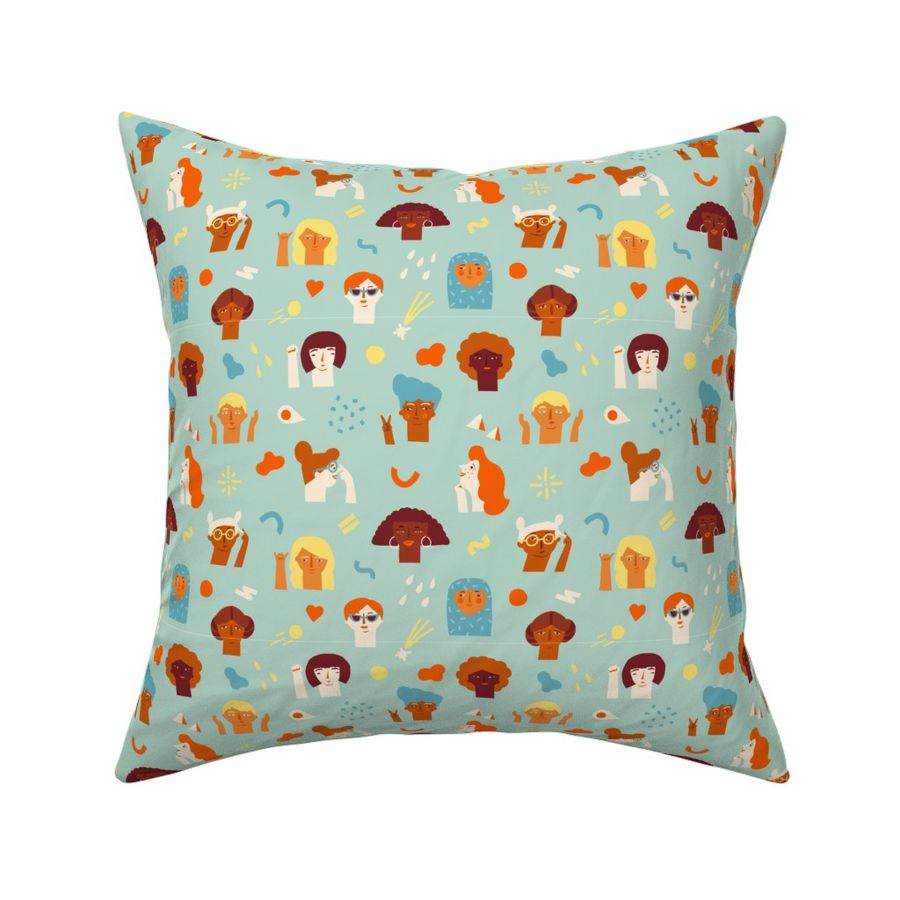 HOME_GOOD_SQUARE_THROW_PILLOW