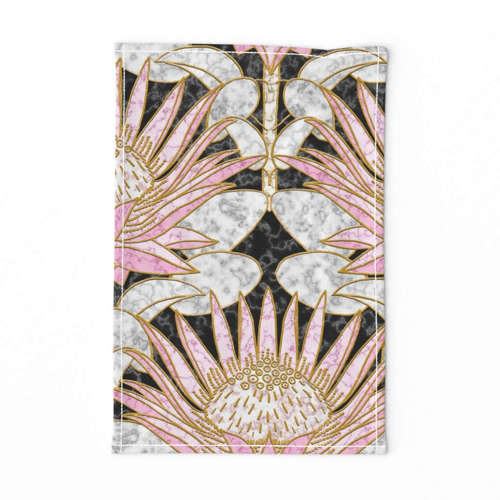 Blush King Protea Art Deco (black) large 