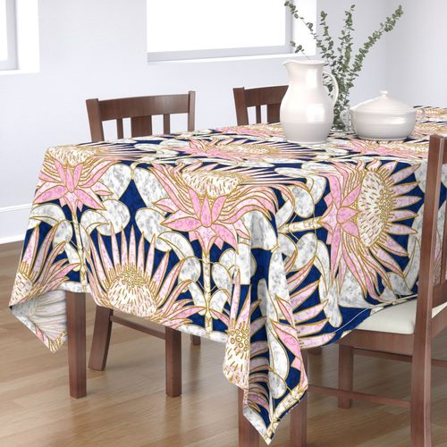 HOME_GOOD_RECTANGULAR_TABLE_CLOTH