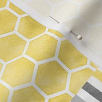 Stay Free Little Bee - Wholcloth Cheater Quilt - rotated