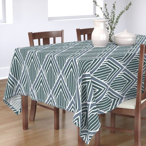 HOME_GOOD_RECTANGULAR_TABLE_CLOTH