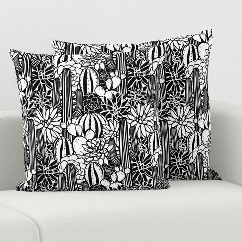 HOME_GOOD_SQUARE_THROW_PILLOW