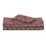 Pulchritudinous Paisley