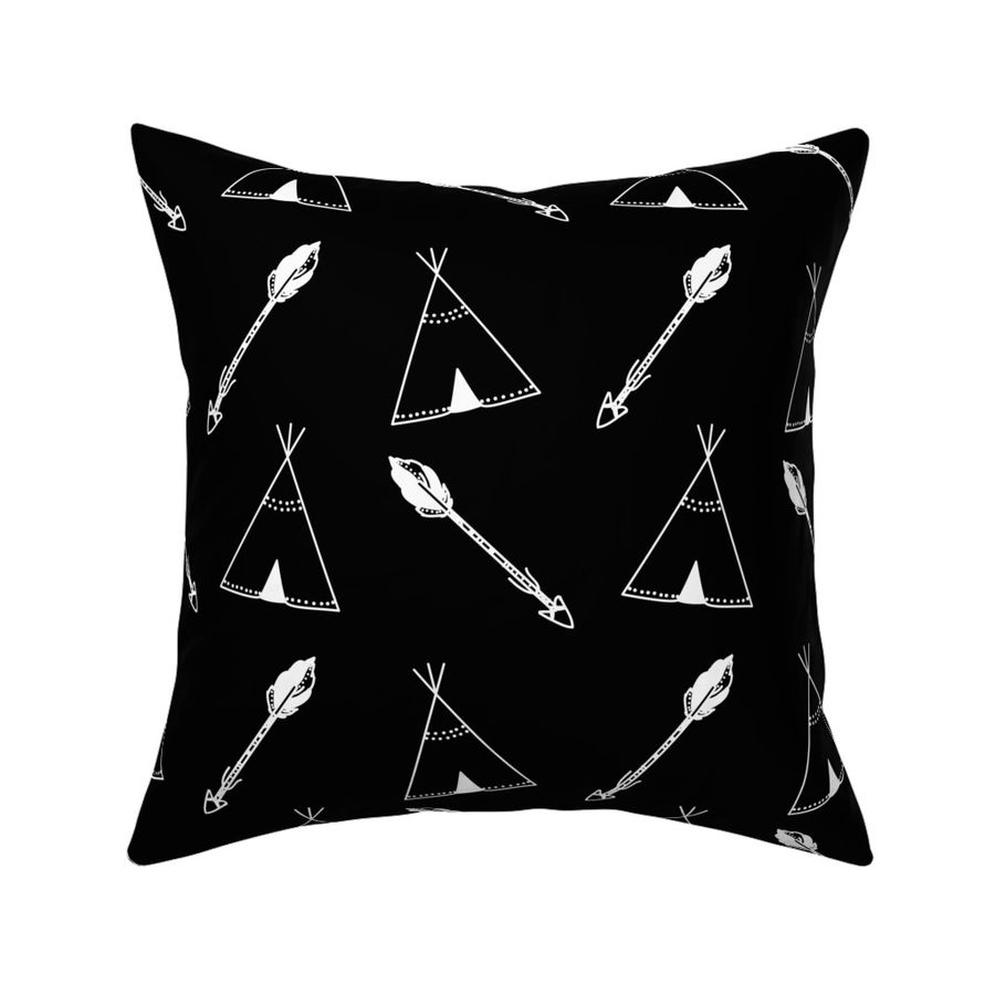 HOME_GOOD_SQUARE_THROW_PILLOW