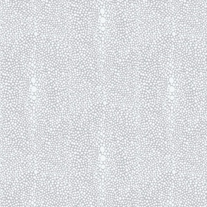 Petite Shagreen white on grey