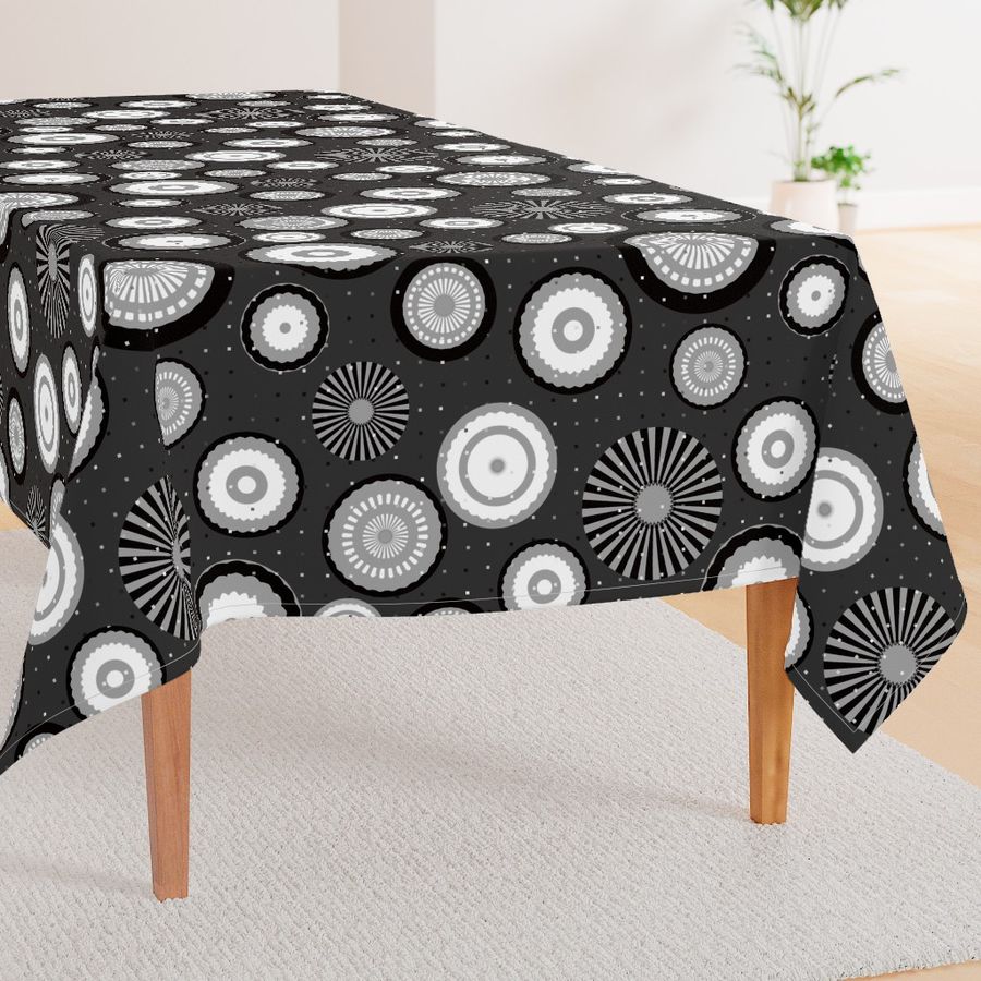 HOME_GOOD_RECTANGULAR_TABLE_CLOTH