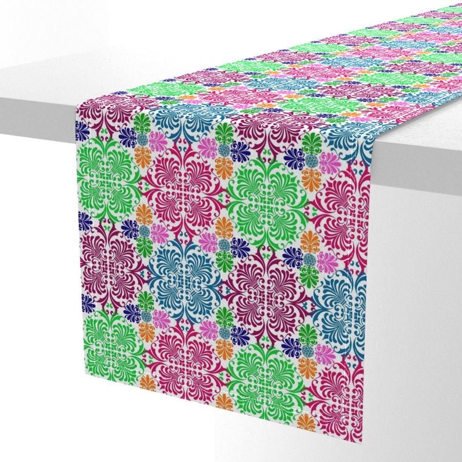 HOME_GOOD_TABLE_RUNNER