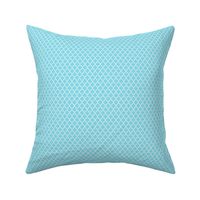 quatrefoil sky blue - small