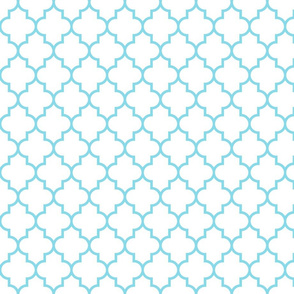 quatrefoil MED sky blue on white