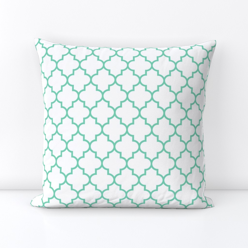 quatrefoil MED sea foam green on white