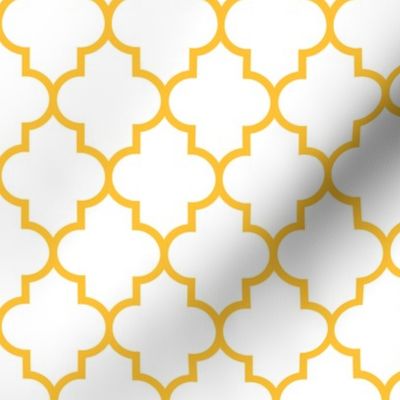 quatrefoil MED golden yellow on white