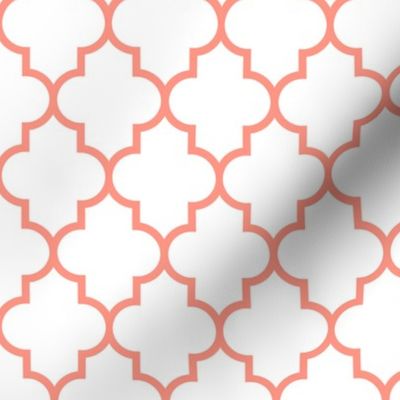 quatrefoil MED peach on white