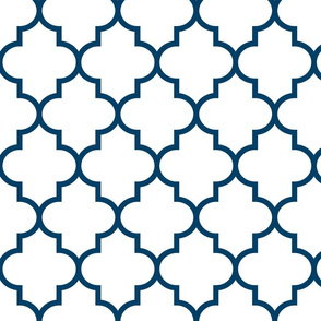 quatrefoil LG navy blue on white