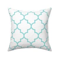 quatrefoil LG light teal on white