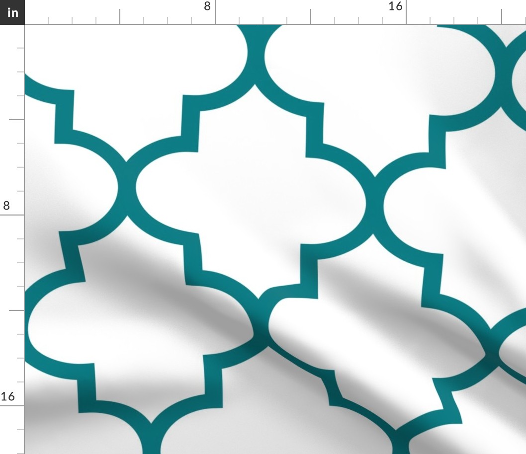 quatrefoil XL dark teal on white