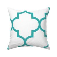 quatrefoil XL teal on white