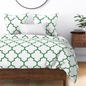 quatrefoil XL kelly green on white