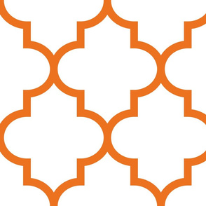 quatrefoil XL orange on white