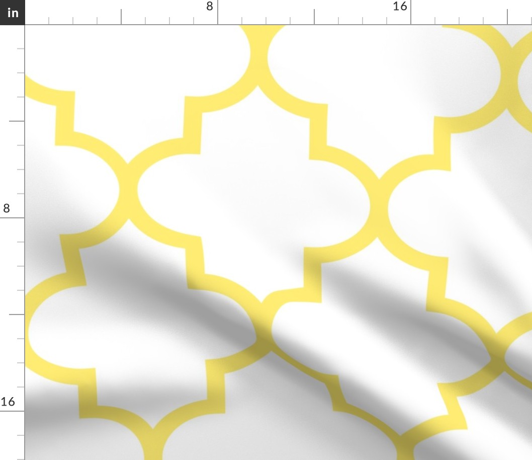 quatrefoil XL lemon yellow on white