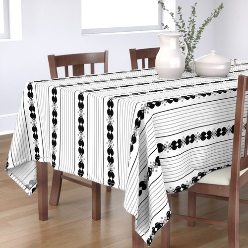 HOME_GOOD_RECTANGULAR_TABLE_CLOTH