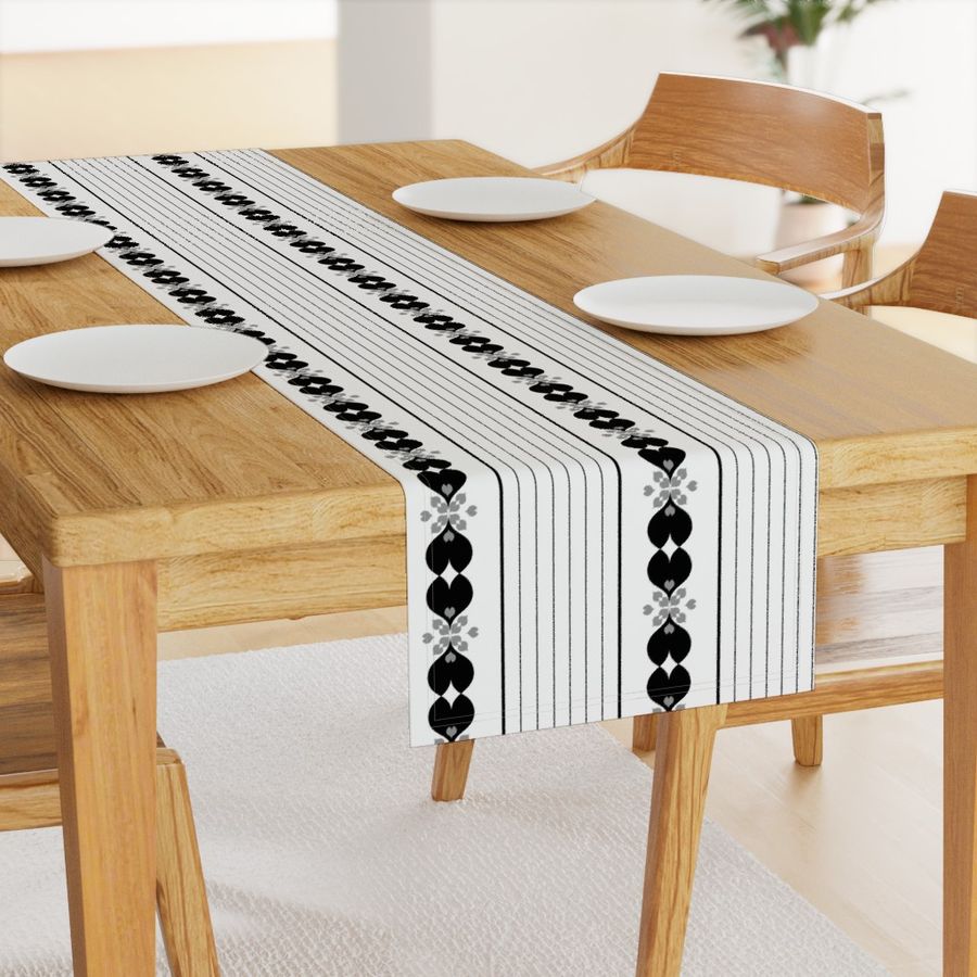 HOME_GOOD_TABLE_RUNNER