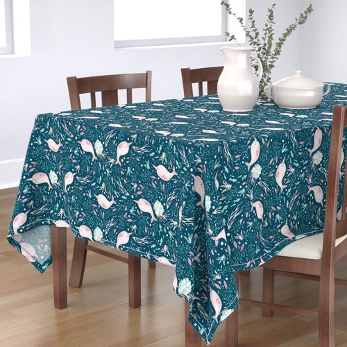 HOME_GOOD_RECTANGULAR_TABLE_CLOTH