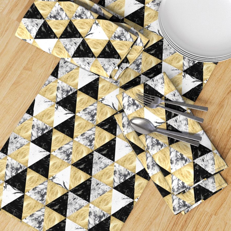 HOME_GOOD_TABLE_RUNNER