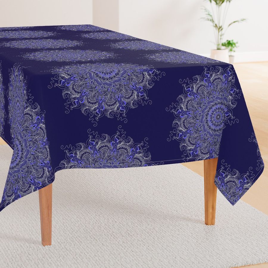 HOME_GOOD_RECTANGULAR_TABLE_CLOTH