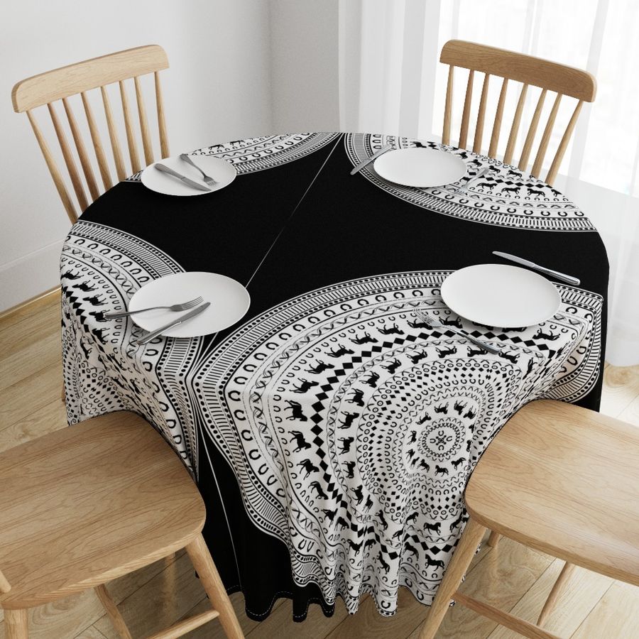 HOME_GOOD_ROUND_TABLE_CLOTH