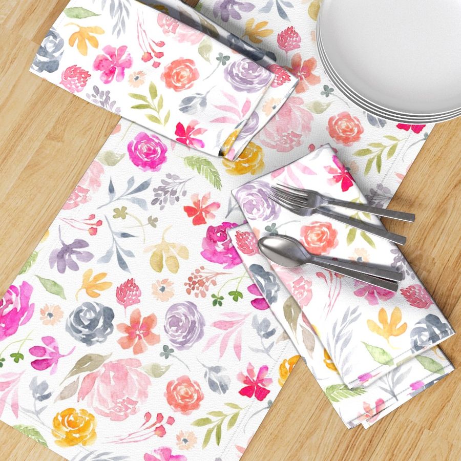 HOME_GOOD_TABLE_RUNNER