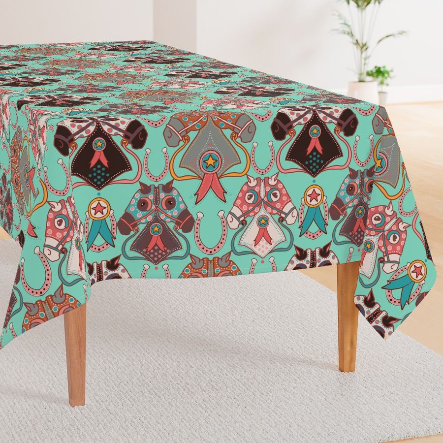 HOME_GOOD_RECTANGULAR_TABLE_CLOTH