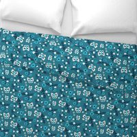 Floral Flutterby Blues / Deep rich blues