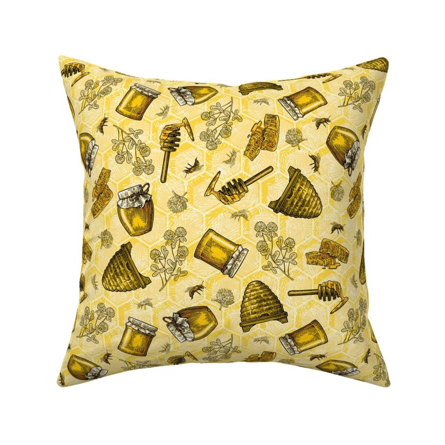 HOME_GOOD_SQUARE_THROW_PILLOW