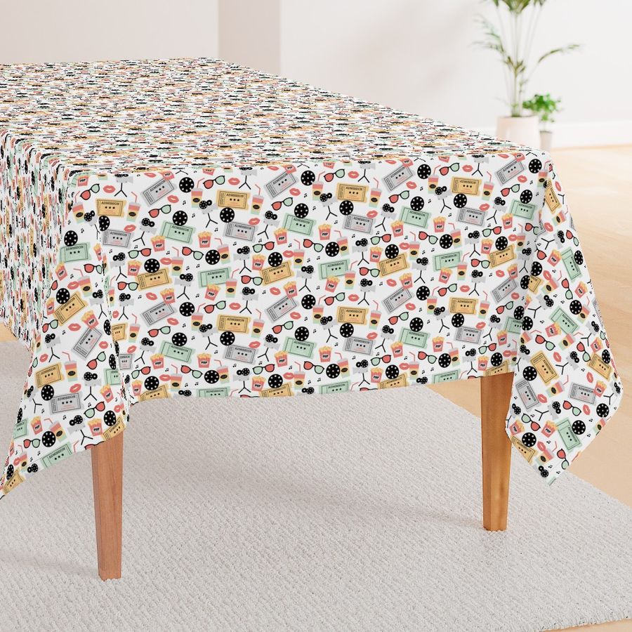 HOME_GOOD_RECTANGULAR_TABLE_CLOTH