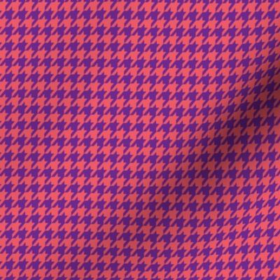 Purple Pink Houndstooth Small 