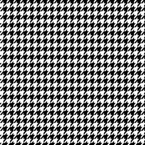 Small Black and White Houndstooth