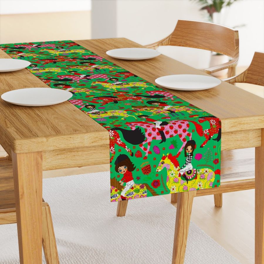 HOME_GOOD_TABLE_RUNNER