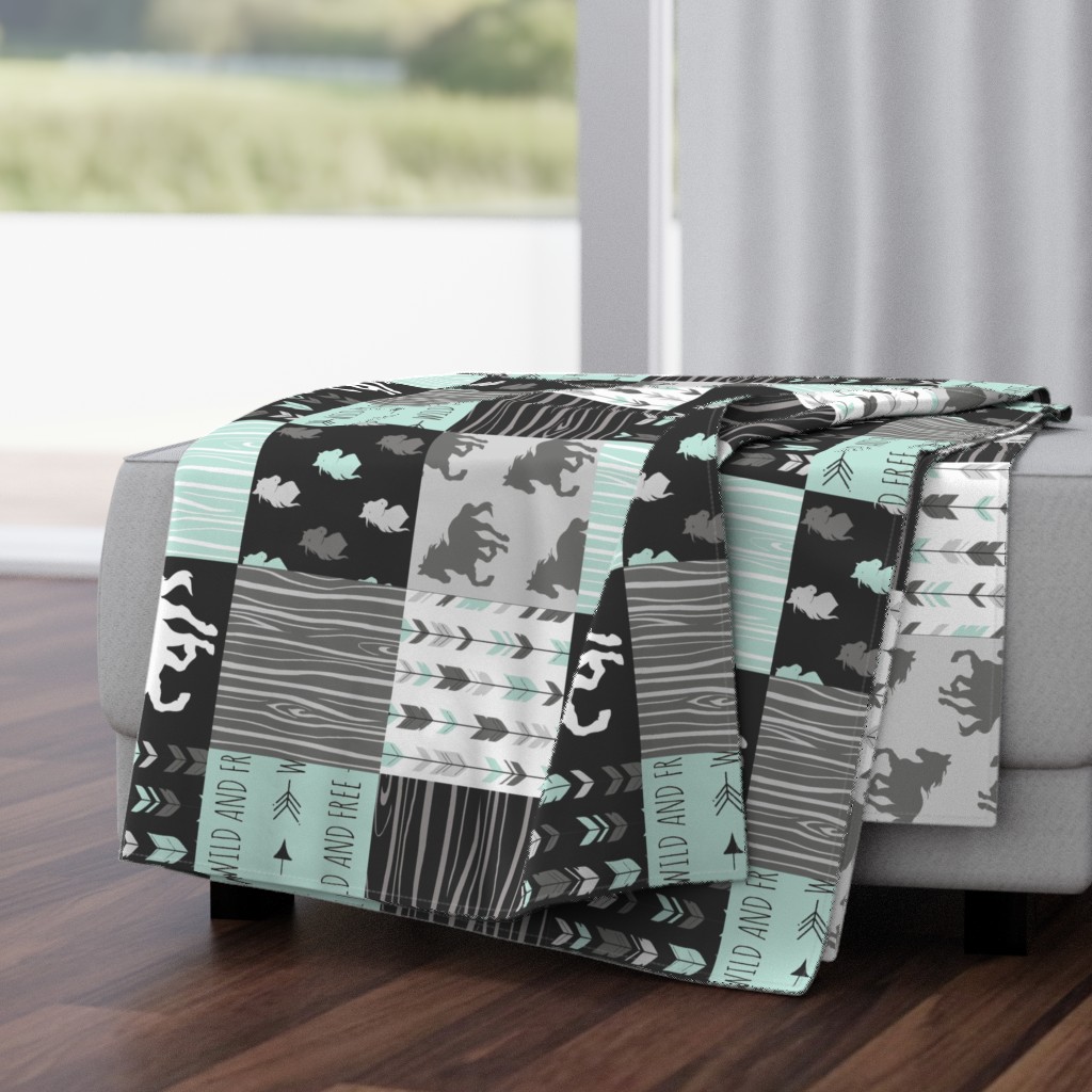 Horse Patchwork - Mint, Black And grey - ROT