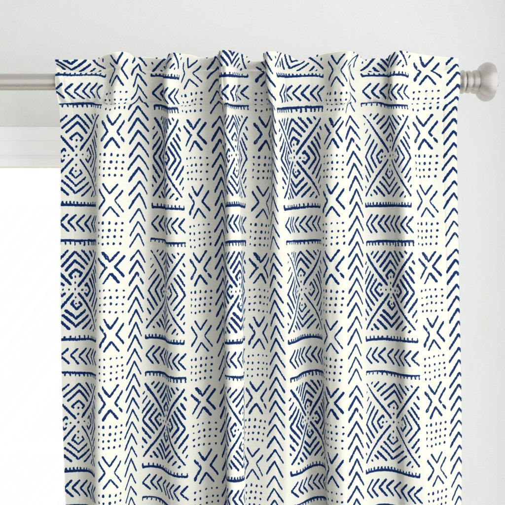 Line Mud Cloth // Navy & Ivory // Large