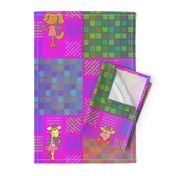 9" PATCHWORK ANIMALS CHECKERBOARD ON FUCHSIA  VIOLET CHEATERQUILT