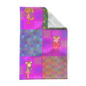 9" PATCHWORK ANIMALS CHECKERBOARD ON FUCHSIA  VIOLET CHEATERQUILT