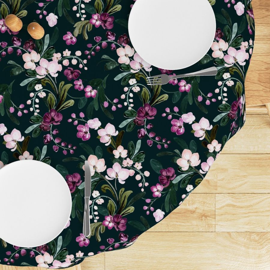 HOME_GOOD_ROUND_TABLE_CLOTH